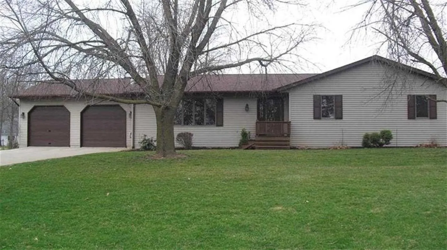 4696 E Sunset Dr photo 1