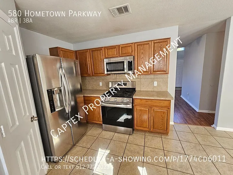 580 Hometown Pkwy — Photo 11