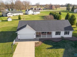 142 W Merlin Ln, Clyde, OH 43410