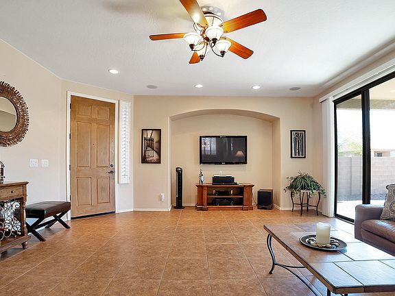 2nd image of 18030 W Sunnyslope Ln
