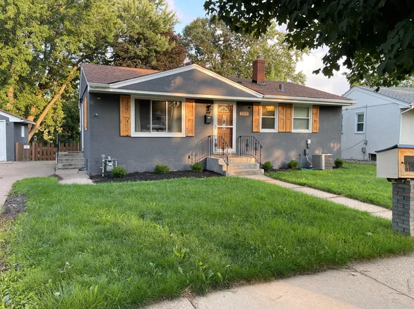 2172 Hawthorne Ave E, Saint Paul, MN 55119