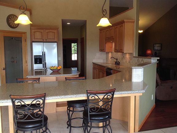 3rd image of 841 Wyldwood Ln