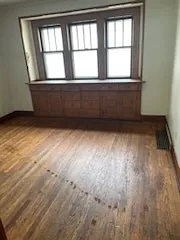 127 Allen St — Photo 7