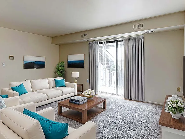Regency Place Apartments — Photo 2