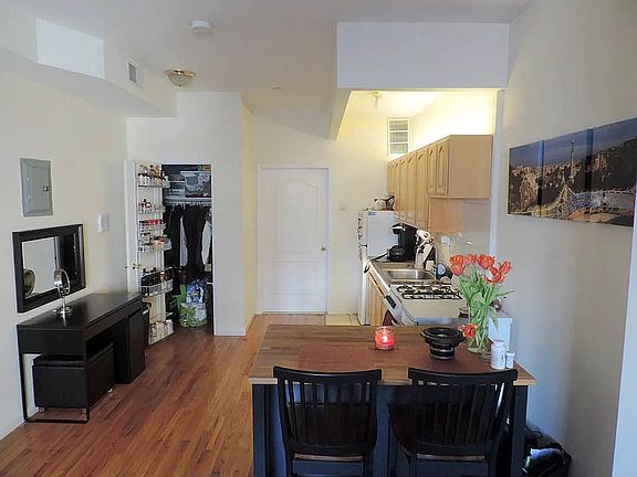 5th image of 52 W 14th St APT 2A