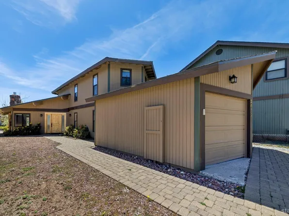 2072 Traverse Ct, South Lake Tahoe, CA 96150