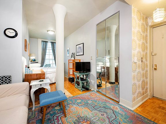 3rd image of 516 E 78th St APT 4A
