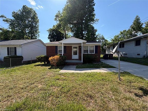 2nd image of 1706 Alice Ave