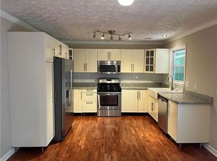 2237 Scotty Cir, Decatur, GA 30032