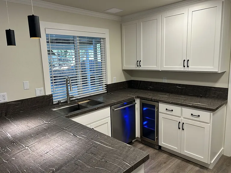85 Jackson Dr — Photo 12
