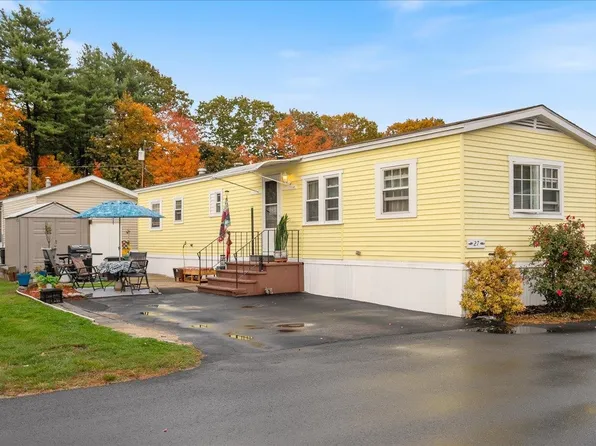 27 Bell Drive, Salem, NH 03079