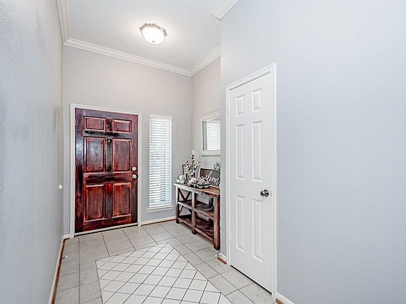 4th image of 16027 Capistrano Falls Dr