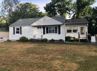 165 Navajo Rd, Springfield, MA 01109