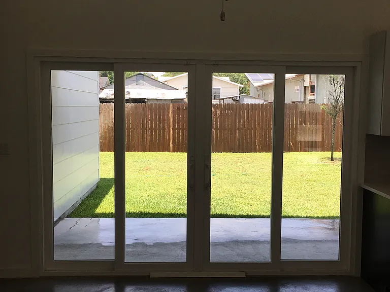 914 Morrow St — Photo 12