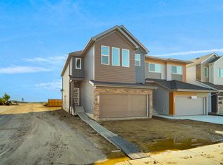 8707 183rd Ave NW, Edmonton, AB T5Z 0S8