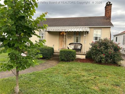 333 19th St, Dunbar, WV, 25064