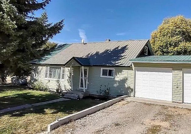 1st image of 205 E Alturas Ave