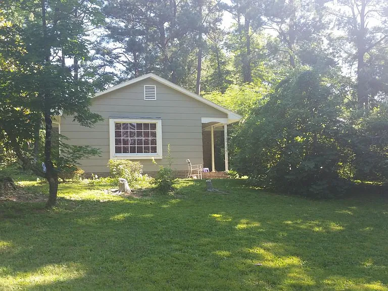 1120 Wyldewood Rd — Photo 1