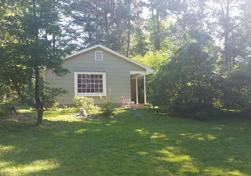 1120 Wyldewood Rd