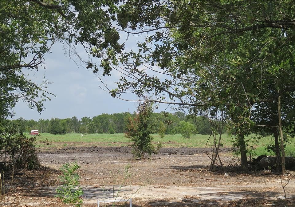1st image of 415 County Road 227