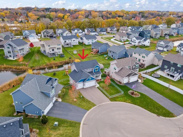 17975 Evening Ln, Lakeville, MN 55044