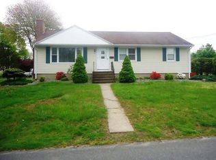 47 Ridgeview Ave, Trumbull, CT 06611