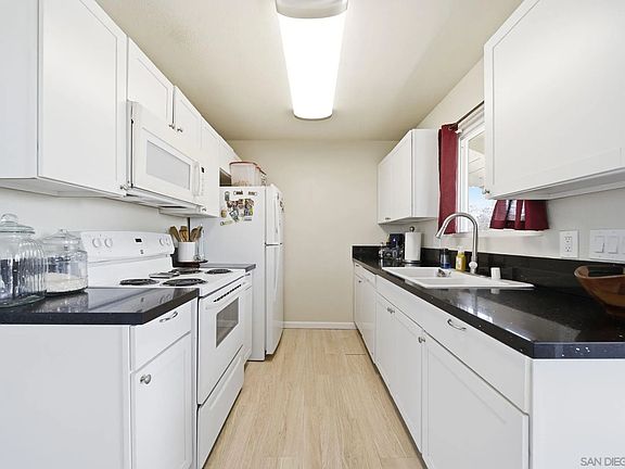 3rd image of 3870 37th St APT 4