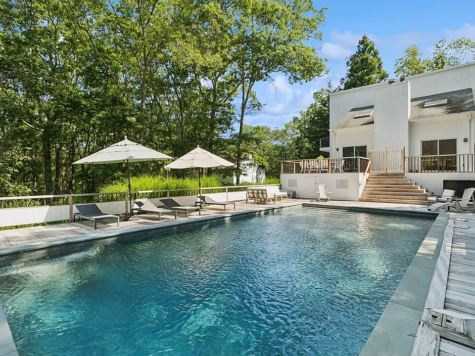 28 Ridge Rd