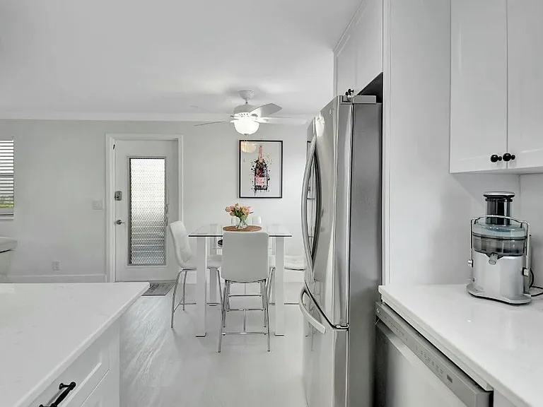 581 Monaco Park #581 — Photo 13