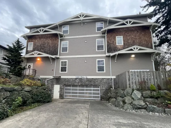 1109 29th St APT 102, Anacortes, WA 98221