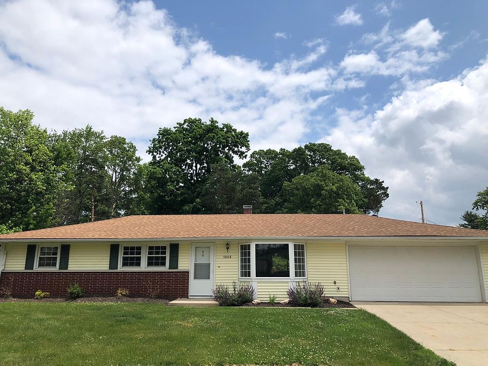 1st image of 5808 N Brookwood Dr