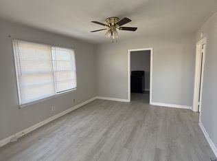 601 Young Ave #D, Warner Robins, GA 31093