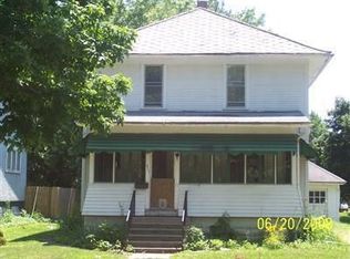 311 E Iroquois St, Kentland, IN