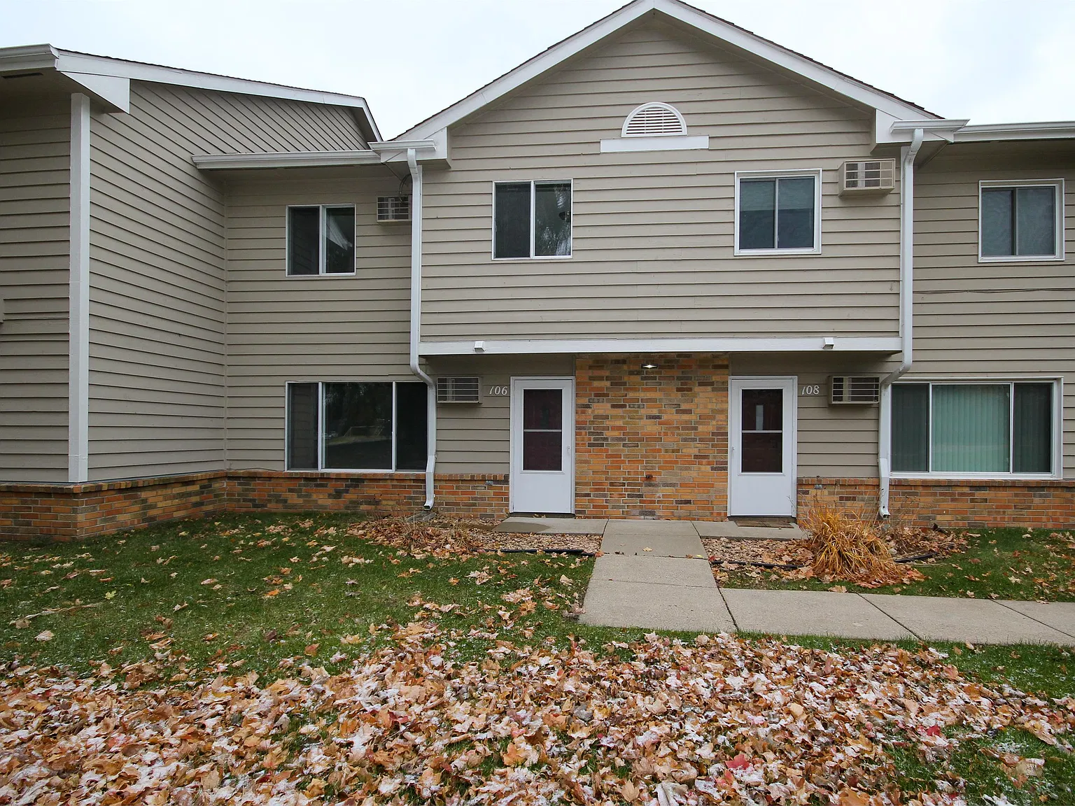 West Village Road, Chanhassen (760, Unit 106) Ly Kz1 **Hwp** - 106 — Photo 1
