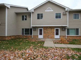 760 W Village Rd APT 106, Chanhassen, MN 55317