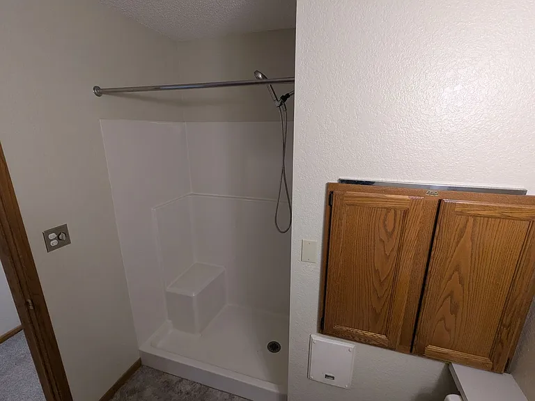 1100 Grove St — Photo 35