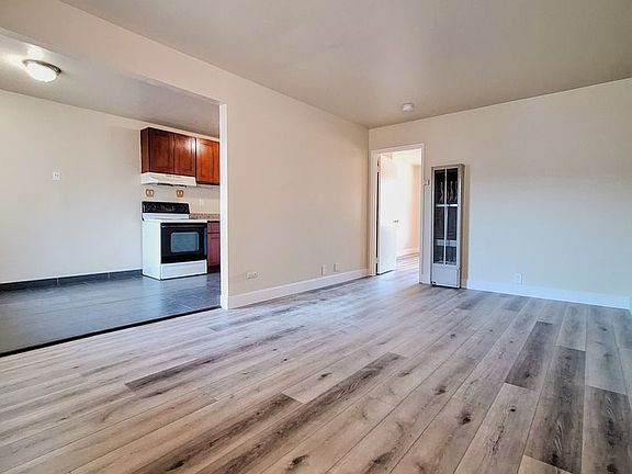 3rd image of 2752 Kollmar Dr APT 31