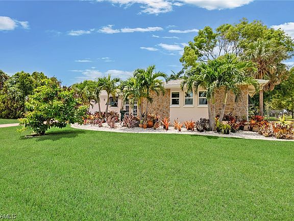 5th image of 5512 SW 1st Ct