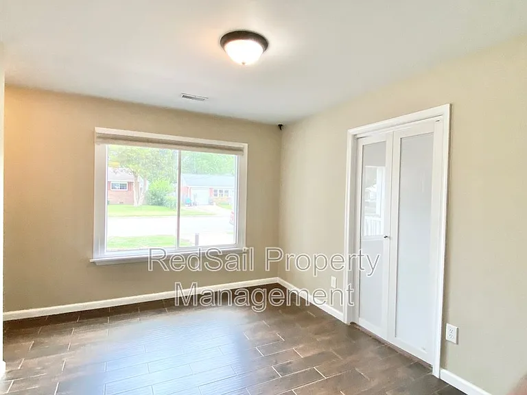 428 Fort Worth St — Photo 9