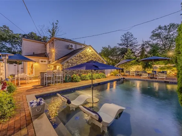 2 Canton Drive, Merrick, NY 11566