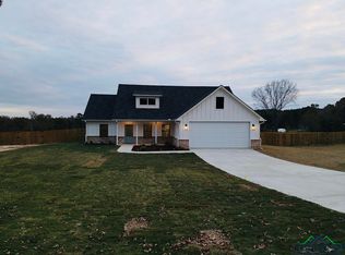 681 Peavine Rd, Kilgore, TX 75662