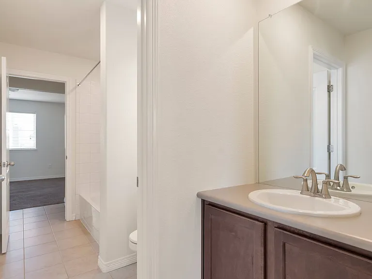 14776 Oslo Ave — Photo 15