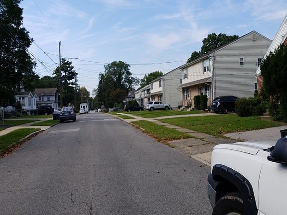 4th image of 134 N Llanwellyn Ave
