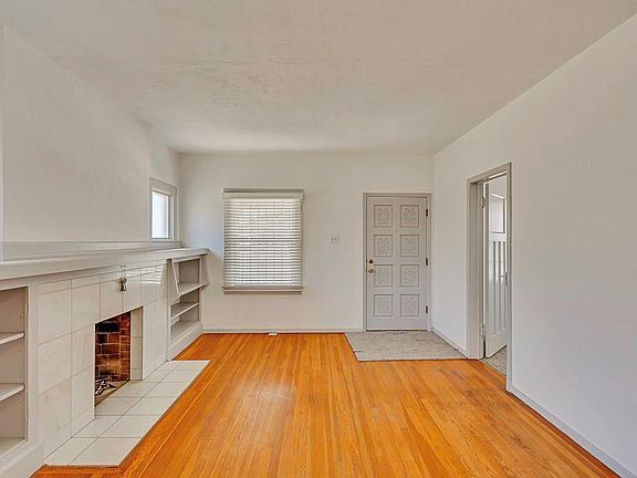 5th image of 3508 Hamilton Ave N
