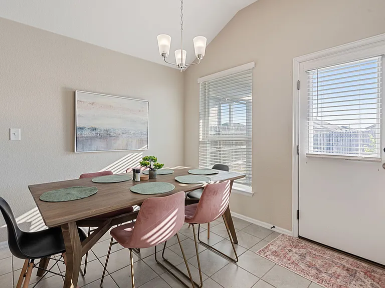 718 Bridgestone Way — Photo 11