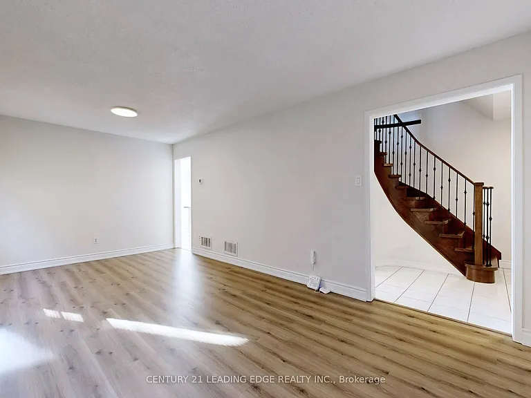 107 Joycedale St #MAIN FLOOR — Photo 7