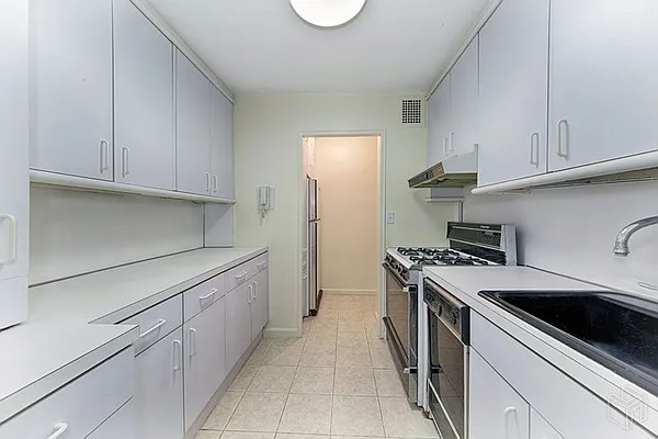 Sold by Halstead Real Estate | media 10