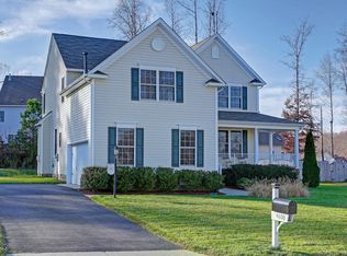 4600 Tosh Ln, Chester, VA 23831