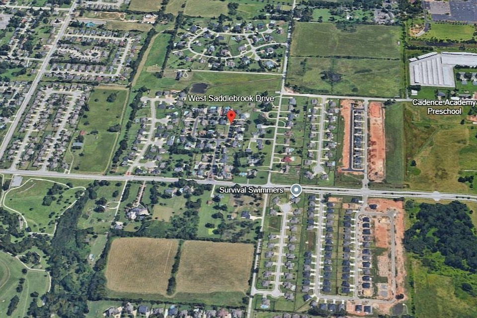 1st image of 17 W Saddlebrook Ln #A