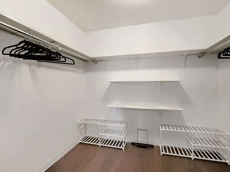 329 Chinook Ave — Photo 16